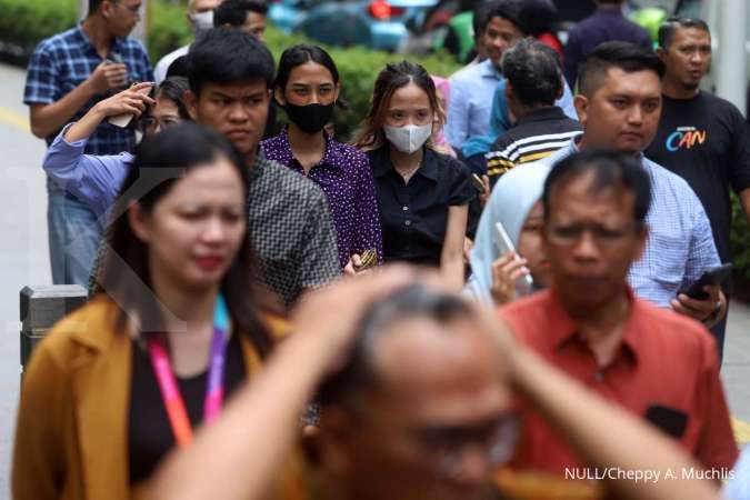 Persepsi Pengguna Terhadap Kondisi Perekonomian 6 Periode ke Depan Turun